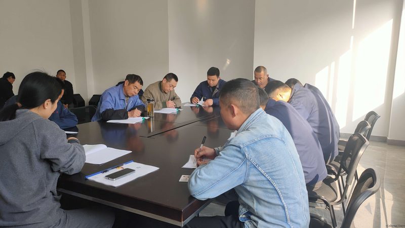 企业内训定制费用并非一成不变，其构成通常包括以下几个方面：