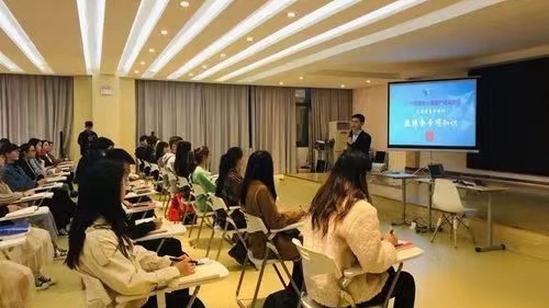 内训师培训方法解析：优缺点全面剖析