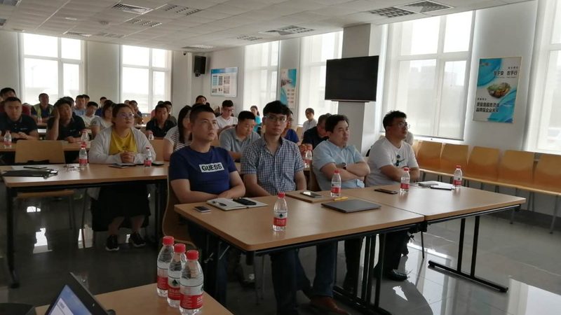 叉车培训学校哪家通过率高？揭秘叉车培训通过率背后的关键因素